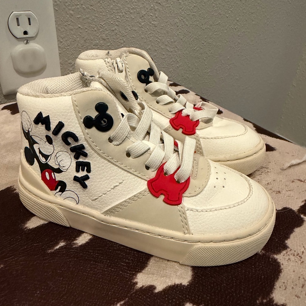 H&M Mickey high top sneakers